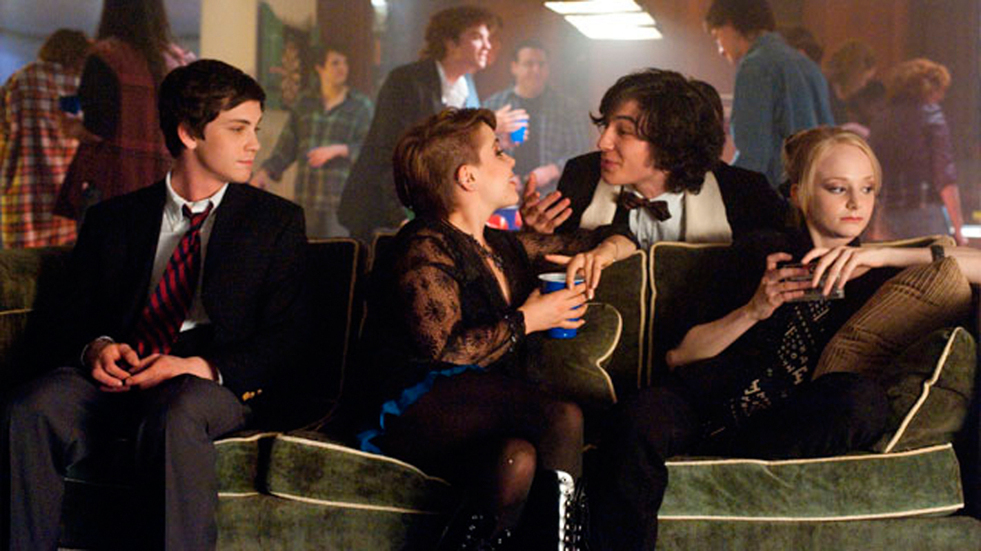 Movie Review - 'The Perks of Being a Wallflower' - High-School Pangs,  Revisited : NPR