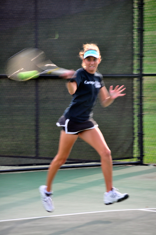 Sophomore Angela Pratt won two matches in the singles backdraw. (credit: Alan Vangpat/Senior Photographer)
