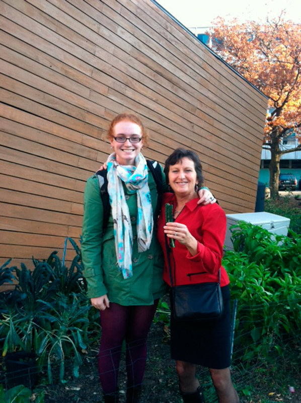 Writer Melinda Hemmelgern (right) spoke on Wednesday about sustainability and healthy choices in food consumption. (credit: Photo courtesy of Paula Martin)