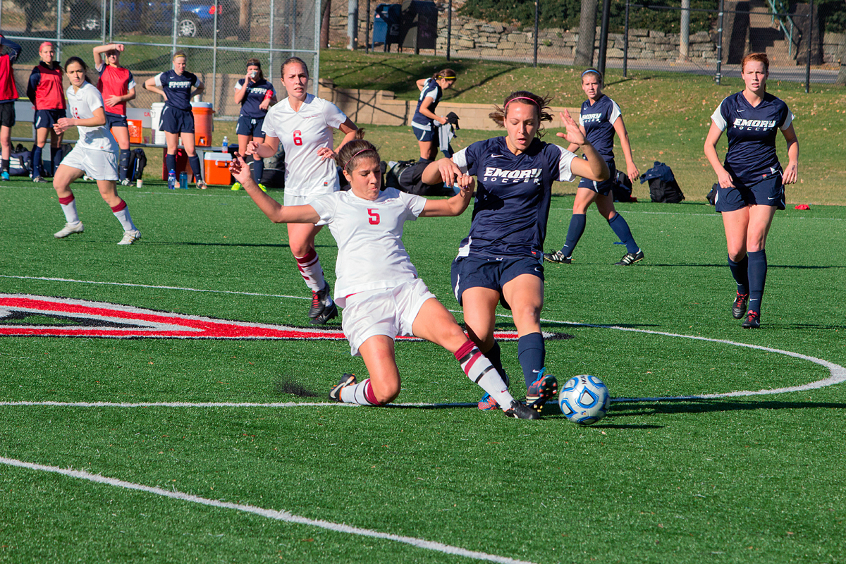 The Tartans fell short in their last game of the season, losing to a team that finished with the same record. (credit: Kelsey Scott/Staff Photographer)