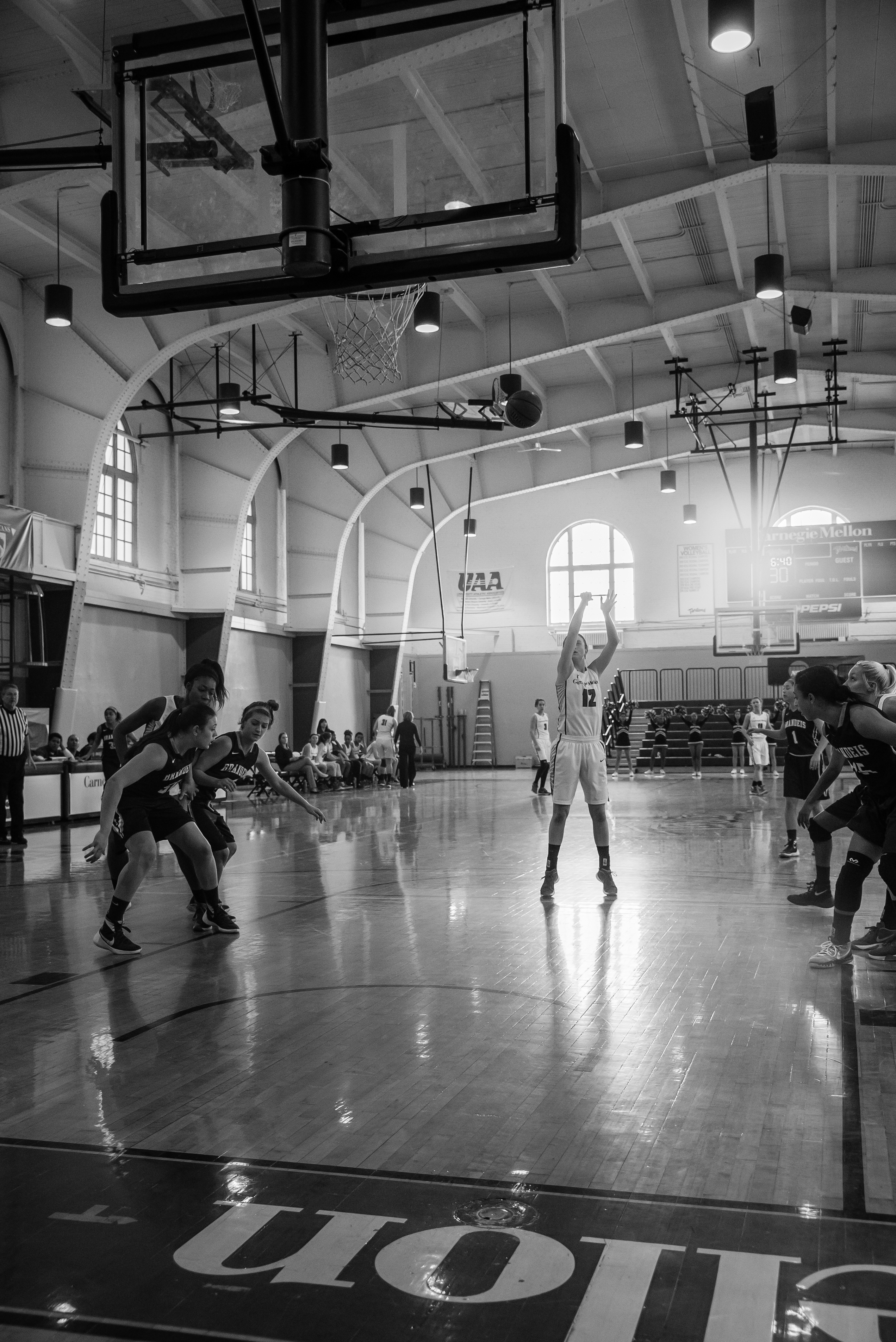 Senior forward Liza Otto attempts a free throw shot after being fouled. (credit: Brandon Hong/Photo Editor)