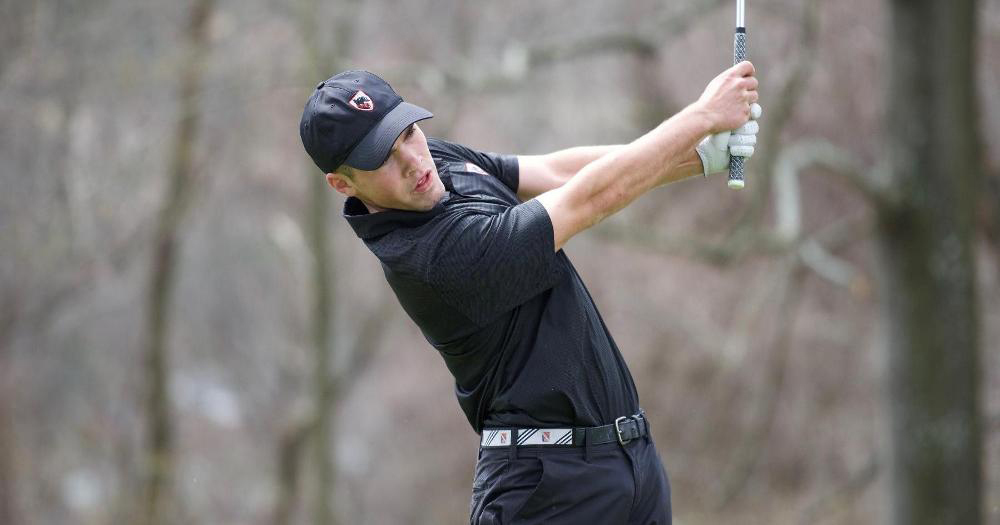 Junior Jordan Klodowski closely watches his shot fly across the green at the Fred Kravetz Invitational on Friday. (credit: Courtesy of CMU Athletics)