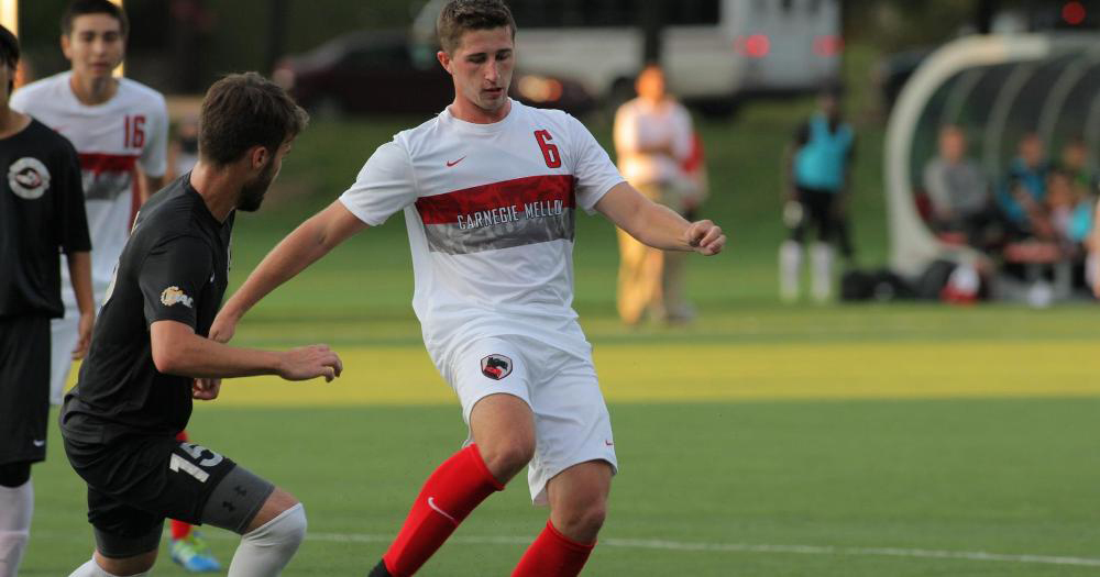 Sophomore defender Greg Bellwoar concentrates on the ball in the Tartan victory against Westminster on Friday. (credit: Courtesy of CMU Athletics)