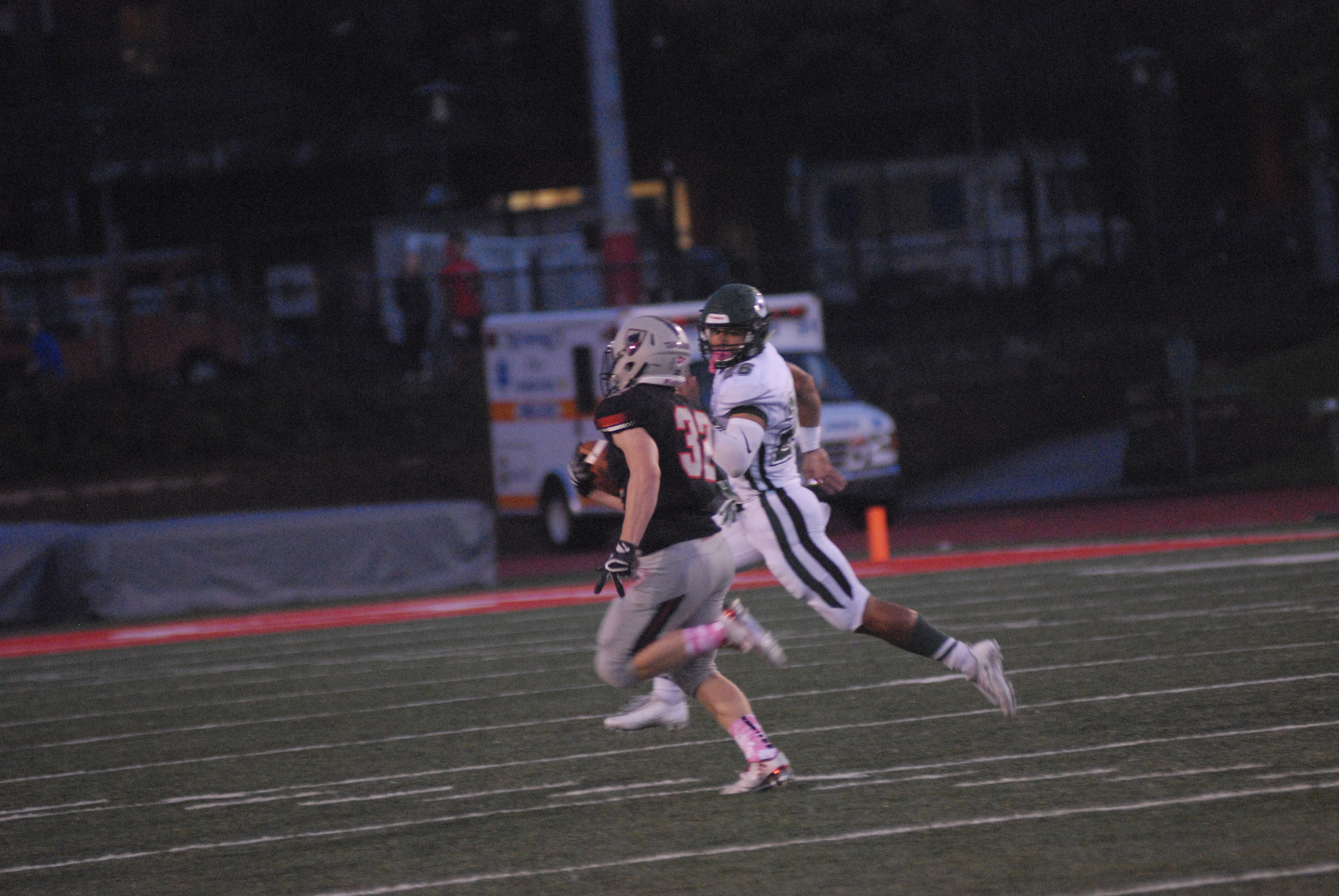 First-year kick returner William Richter sprints down the field while returning a punt during Saturday’s contest. (credit: Zichen Liu/)