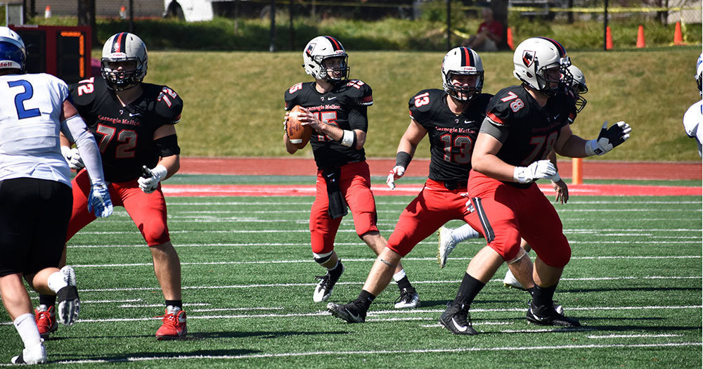 Junior quarterback Alex Cline scans the field for an uncovered receiver. (credit: Courtesy of CMU Athletics)